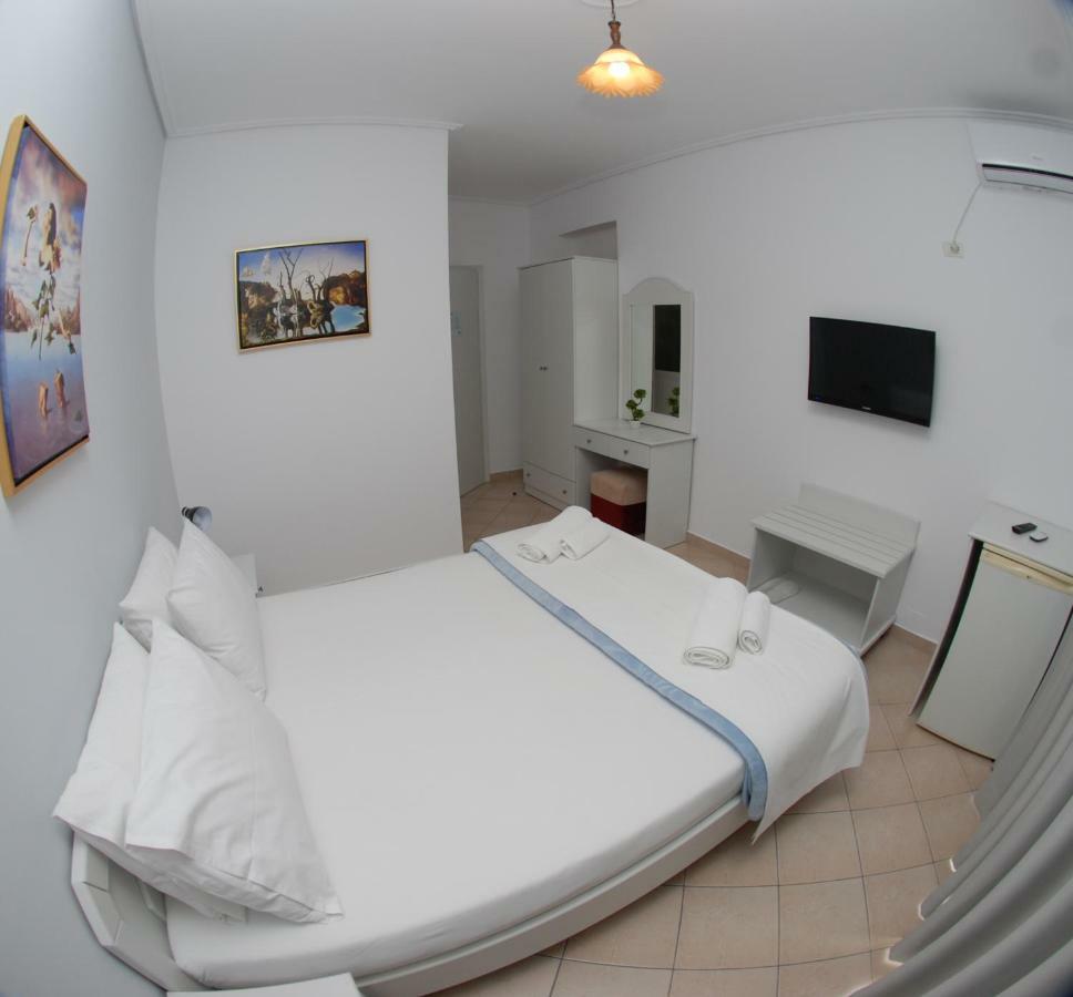 Hotel Ms Sarandë 외부 사진