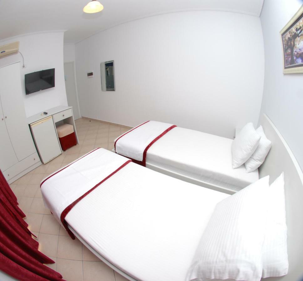 Hotel Ms Sarandë 외부 사진