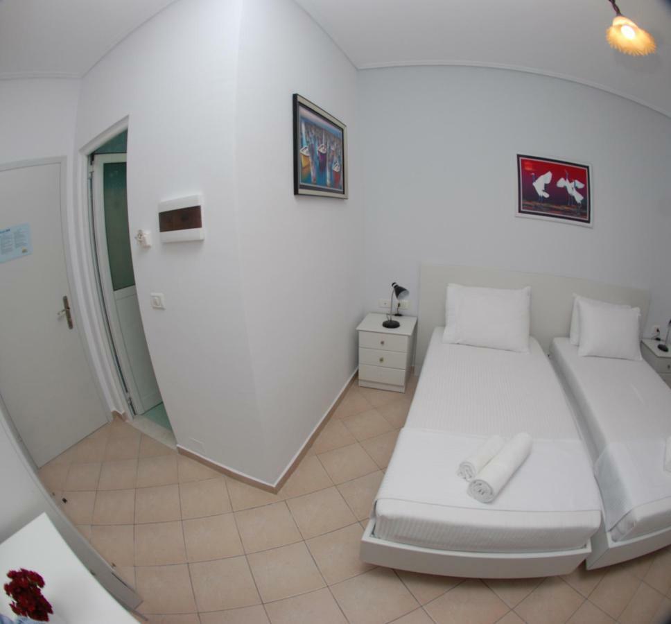 Hotel Ms Sarandë 외부 사진