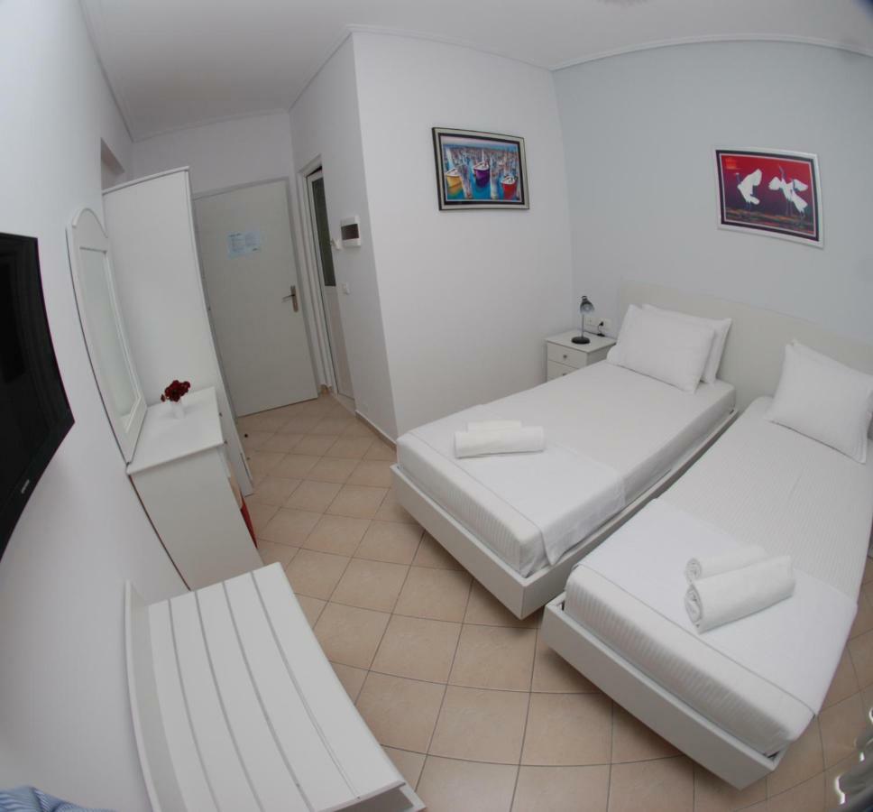 Hotel Ms Sarandë 외부 사진