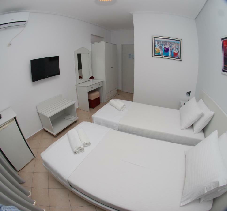 Hotel Ms Sarandë 외부 사진